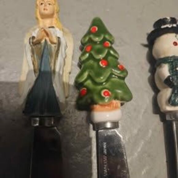 Christmas Cheese Spreaders Ceramic Set of 3 Tree Angel and Snowman - Picture 5 of 5